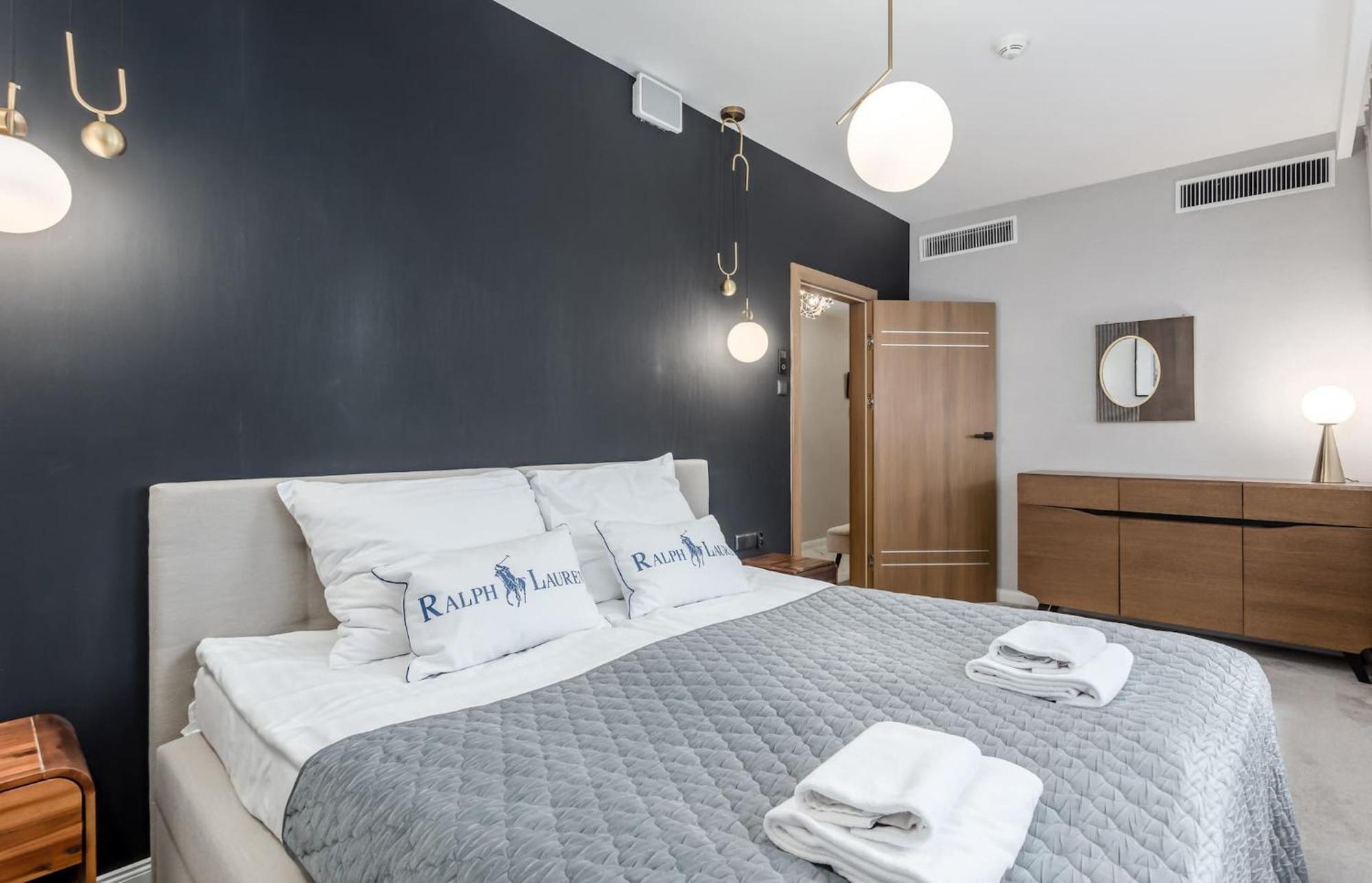 Deo Plaza - Apartamenty Old Town By Rent Like Home Gdansk Bagian luar foto