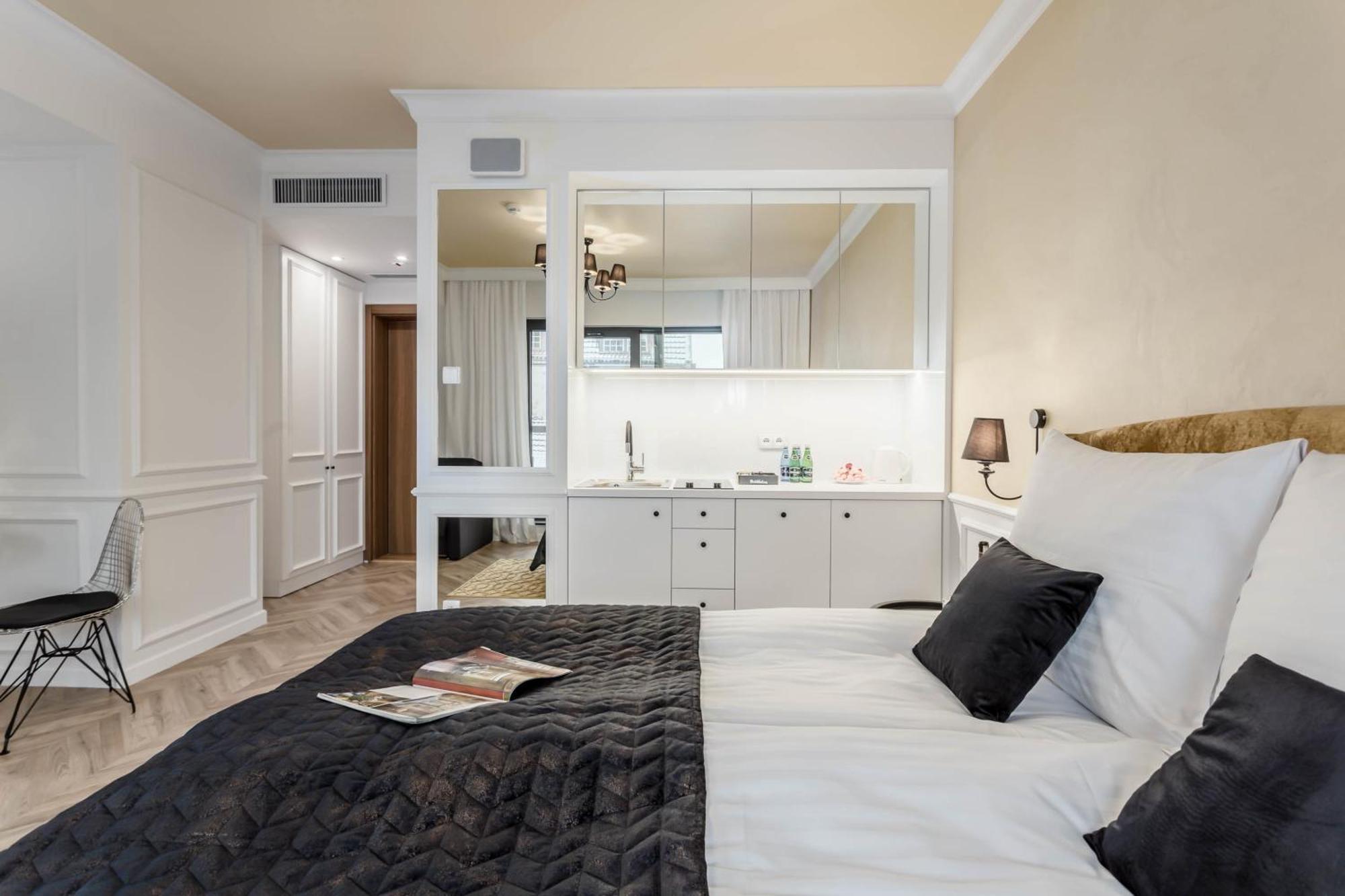 Deo Plaza - Apartamenty Old Town By Rent Like Home Gdansk Bagian luar foto